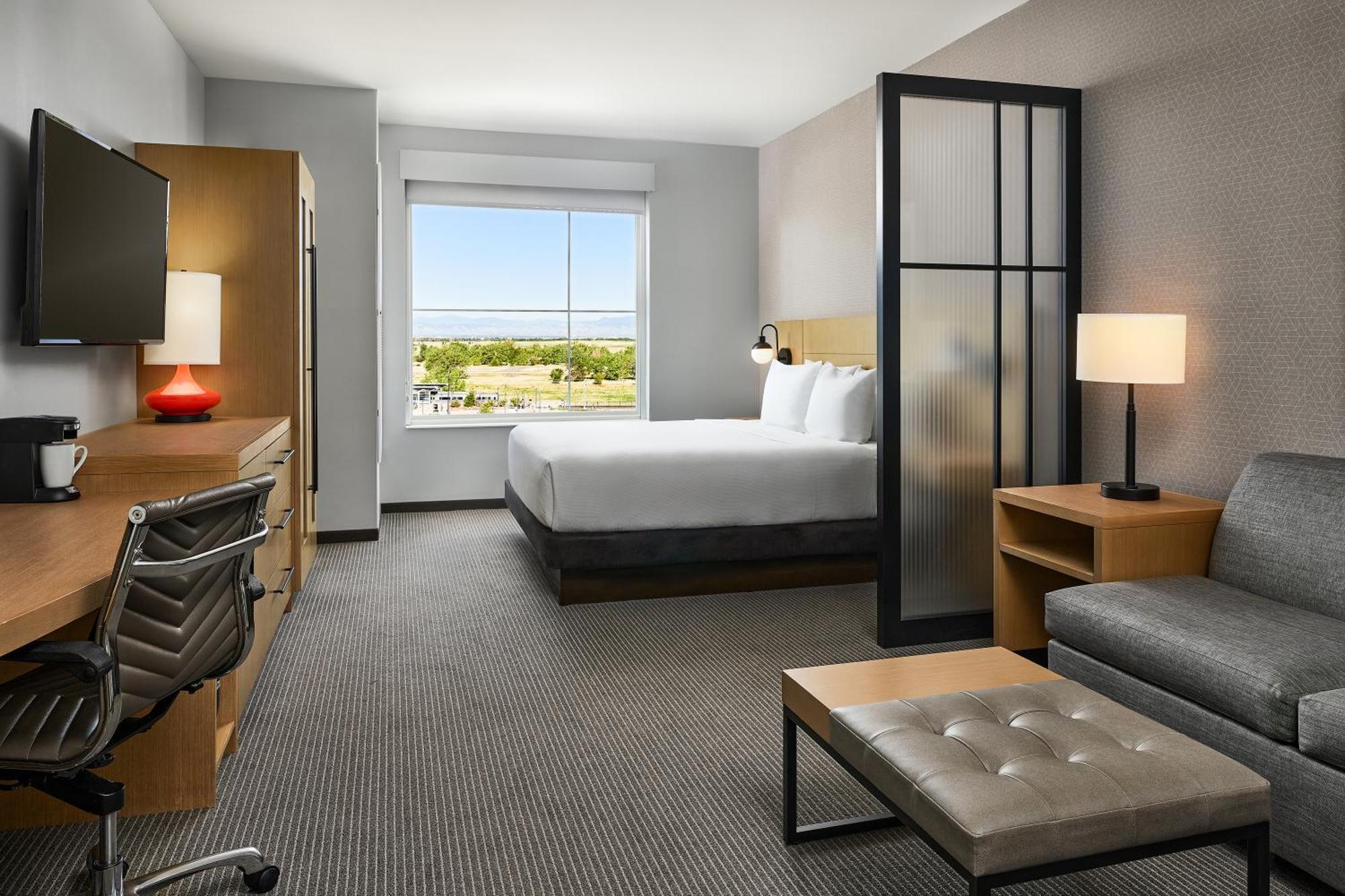 Hyatt Place Pena Station/Denver Airport Esterno foto