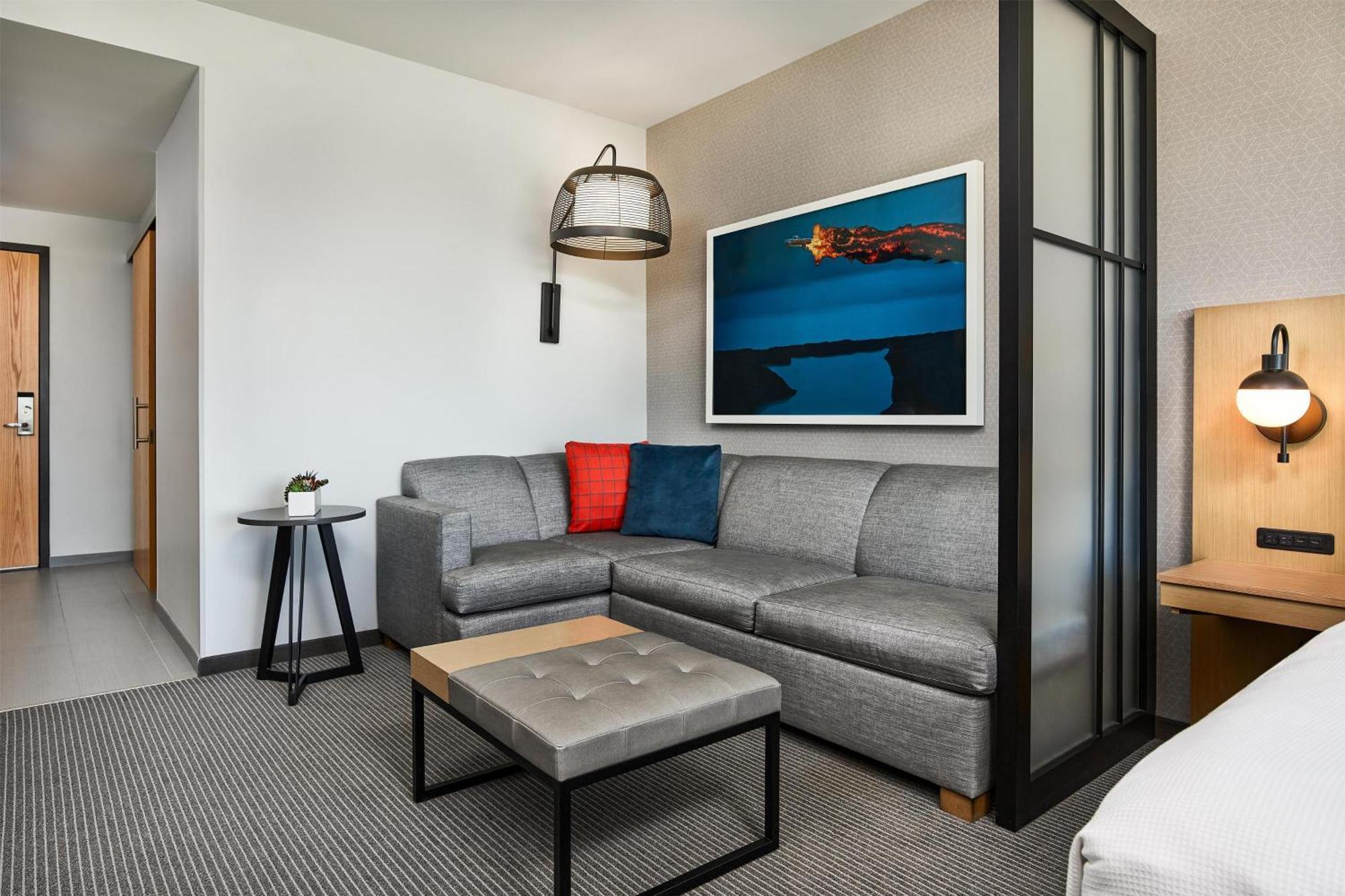 Hyatt Place Pena Station/Denver Airport Esterno foto